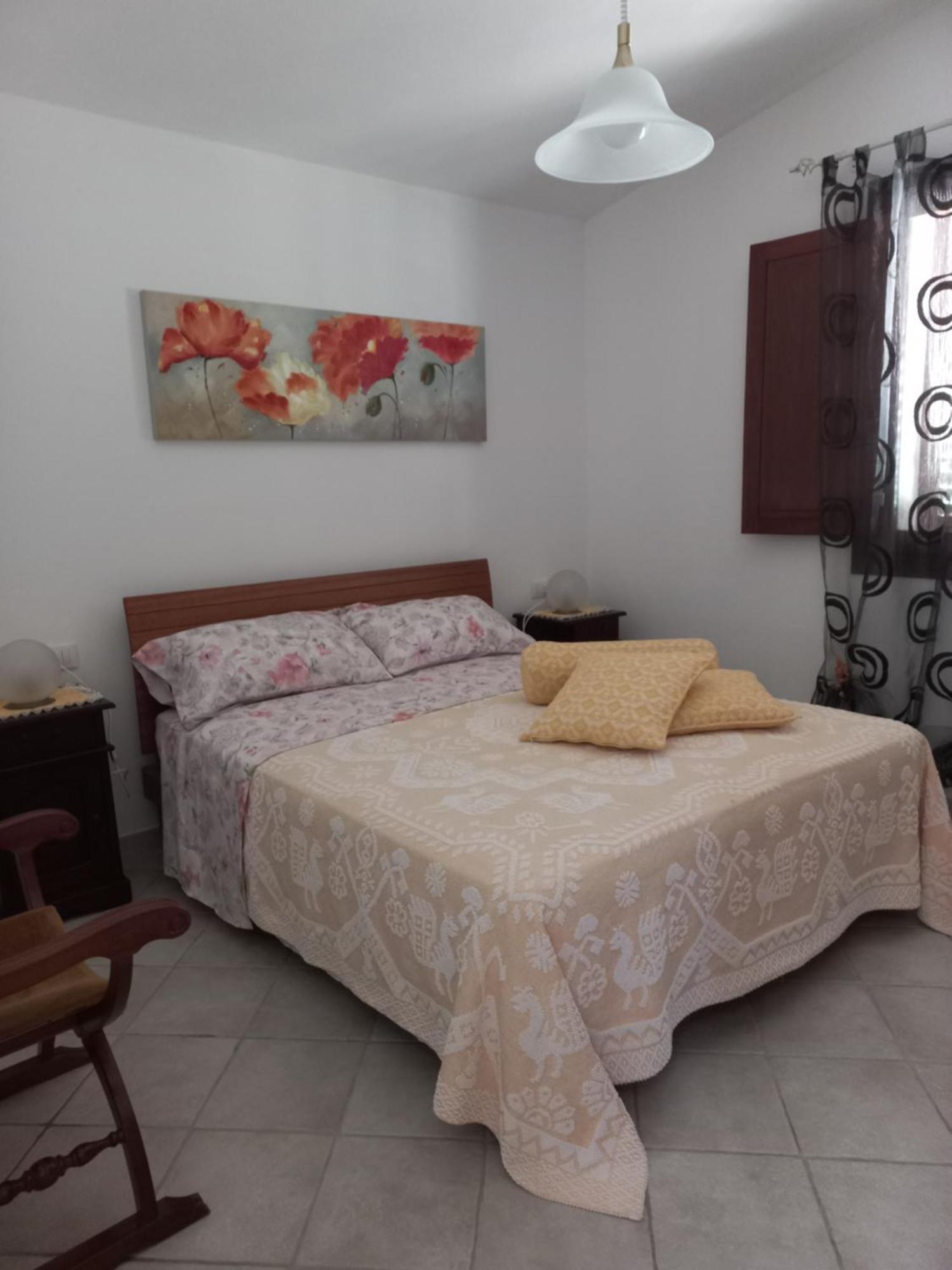 Chicchiritanos Bed & Breakfast Monti Bagian luar foto